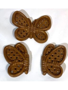 VINTAGE 1982 BURWOOD 3 BUTTERFLY RATTAN WICKER PLASTIC WALL DECOR lg1
